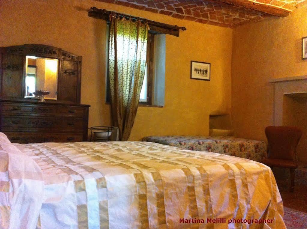 La Corte Del Barbio Aramengo Buitenkant foto